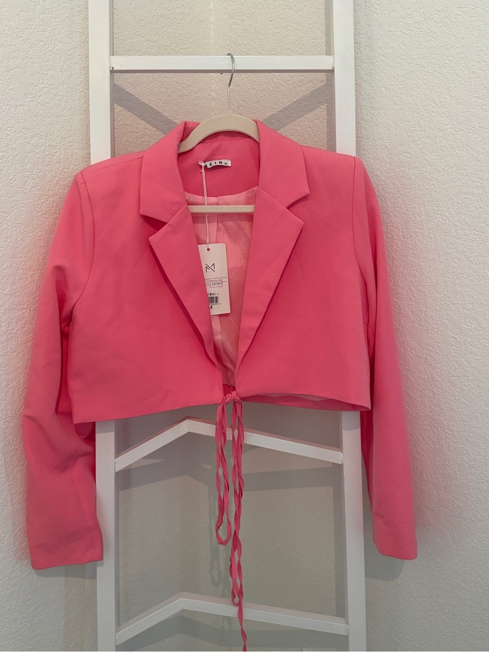 MEIN Hot Pink Cropped Tie-Front Blazer Women’s Medium NWT Barbiecore